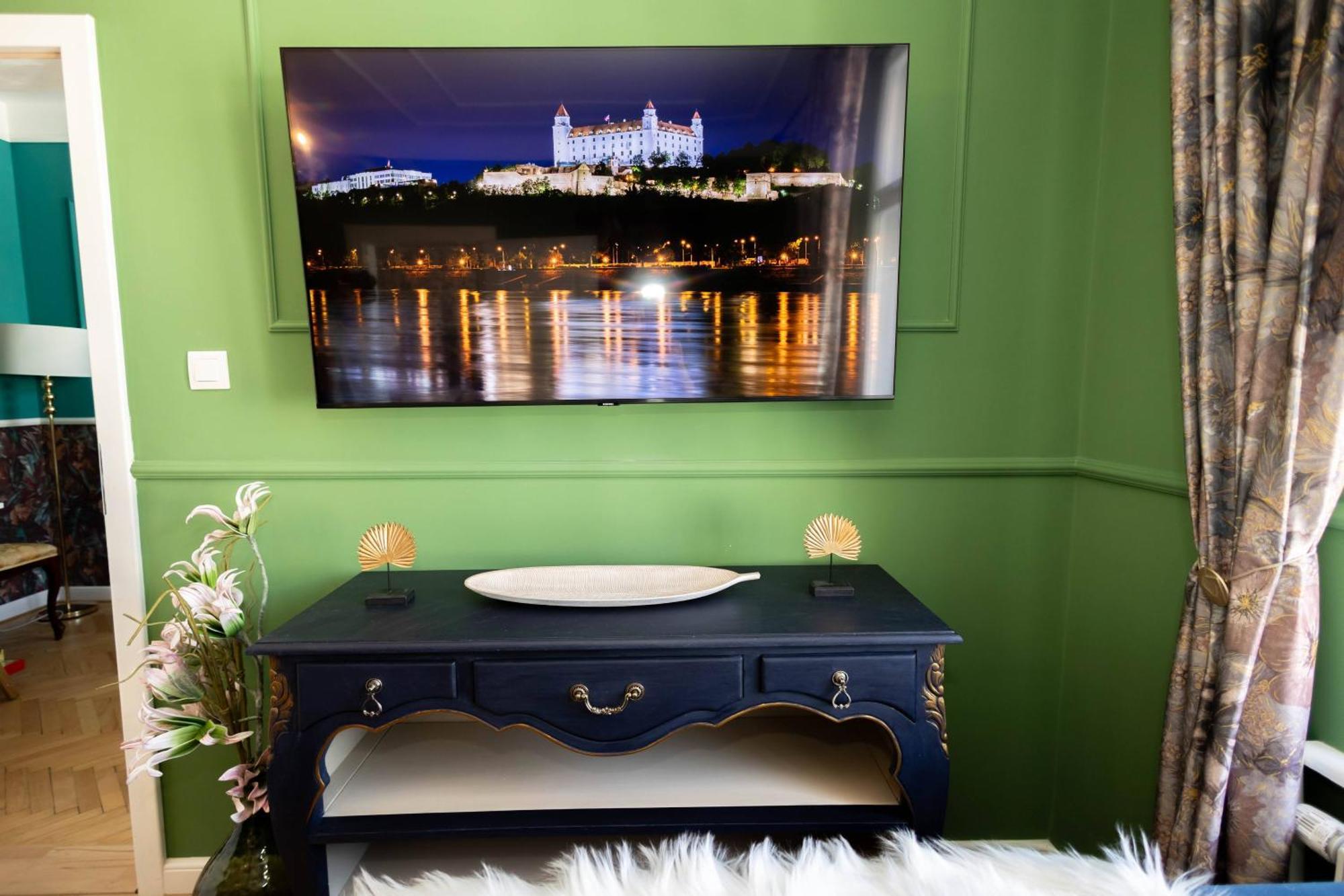 New, Stylish And Spacious Apartment Bratislava Ngoại thất bức ảnh